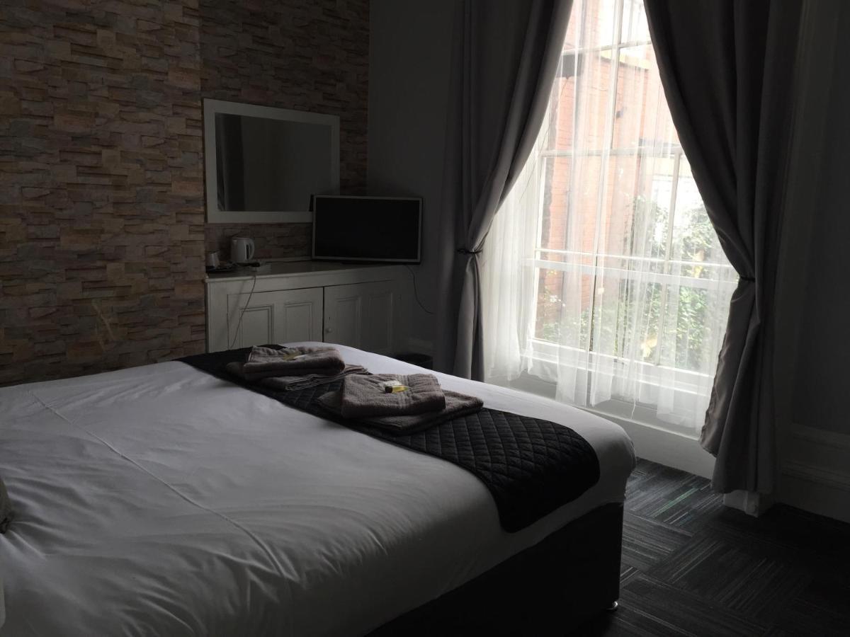 Queens Guesthouse Manchester Ngoại thất bức ảnh