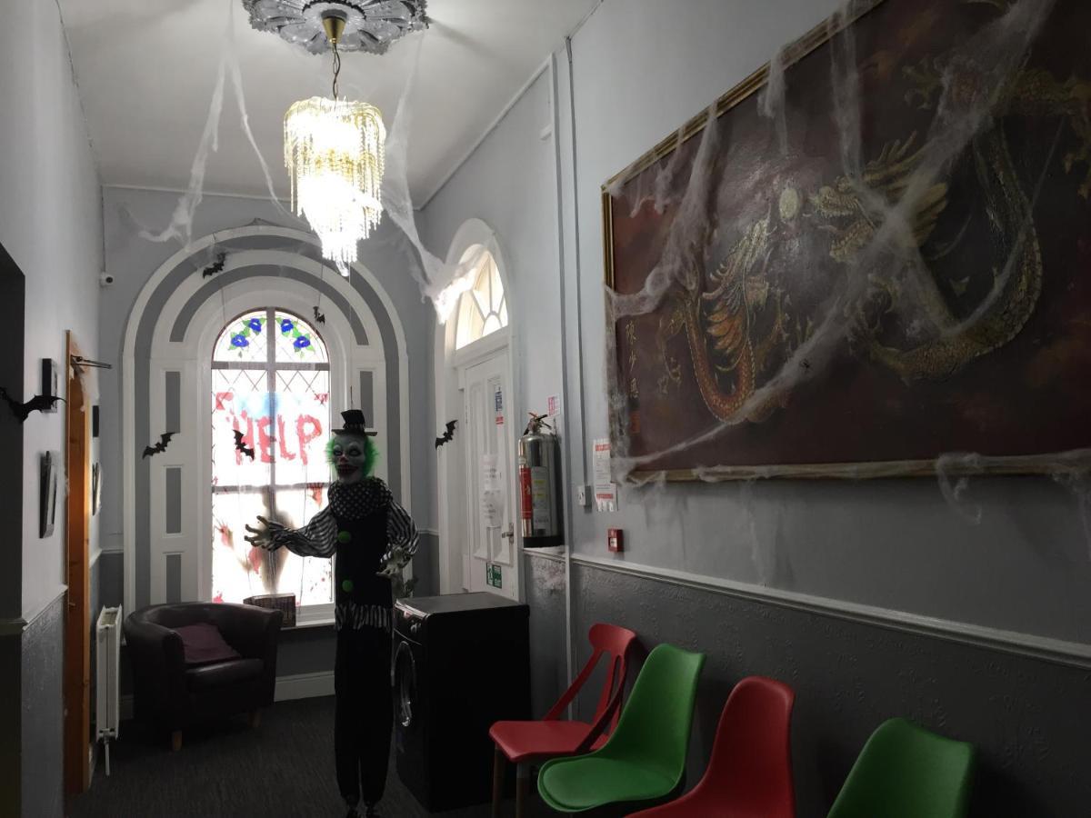 Queens Guesthouse Manchester Ngoại thất bức ảnh