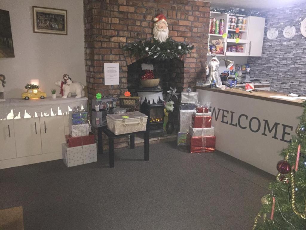 Queens Guesthouse Manchester Ngoại thất bức ảnh