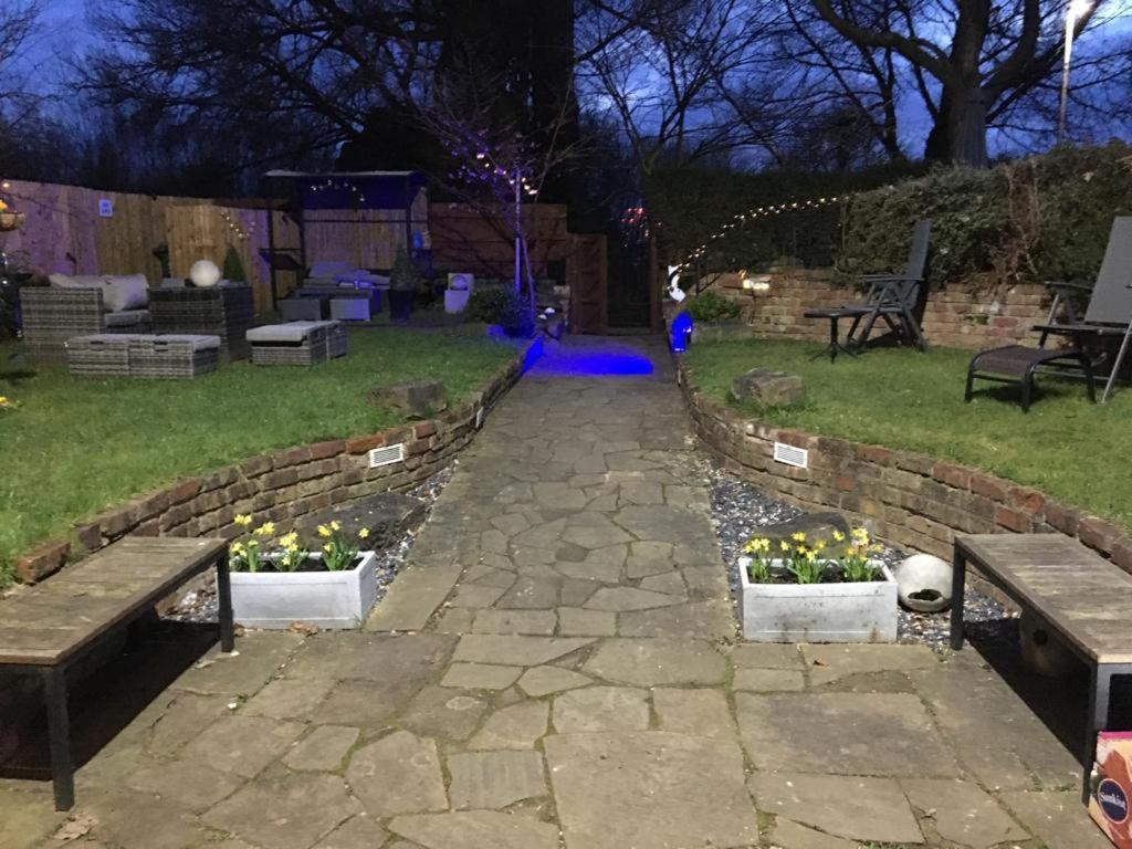 Queens Guesthouse Manchester Ngoại thất bức ảnh
