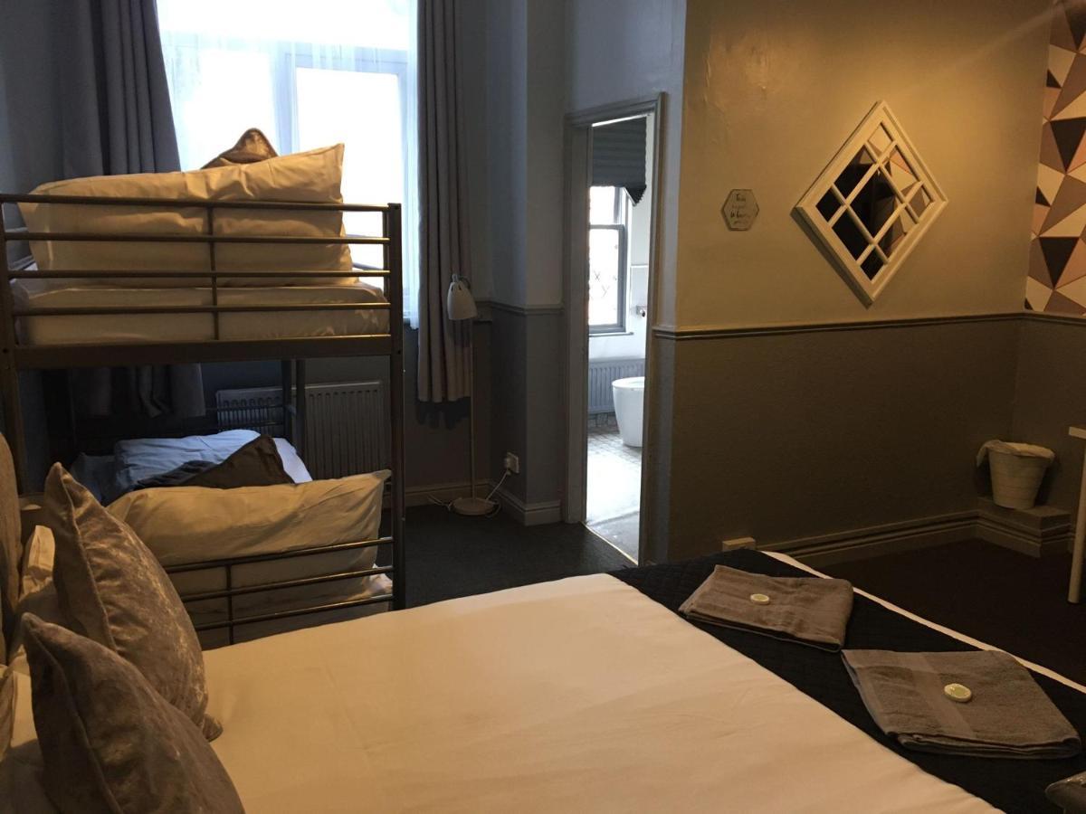 Queens Guesthouse Manchester Ngoại thất bức ảnh