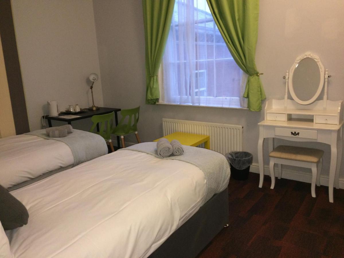 Queens Guesthouse Manchester Ngoại thất bức ảnh